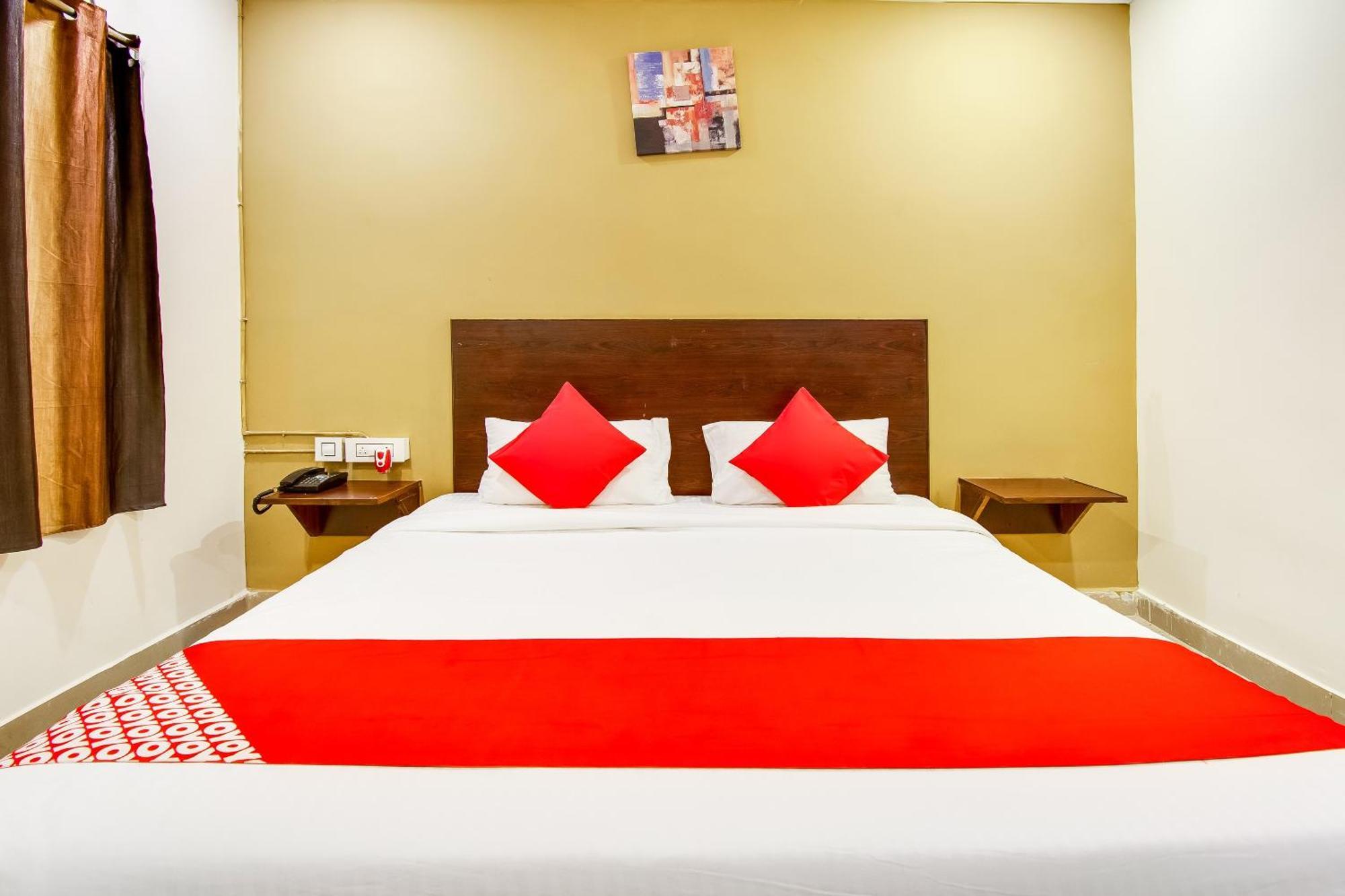 Oyo Akshaya Nest Hotel Vijayawada Ngoại thất bức ảnh